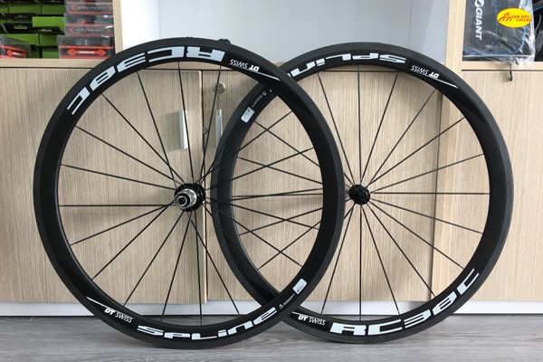 VÀNH CARBON ROAD MAVIC COSMIC PHANH GÔM