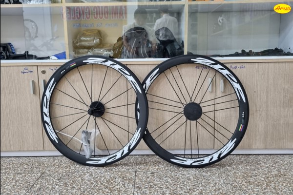 VÀNH CARBON ZIPP 404 TEM TRẮNG PHANH GÔM COPPY