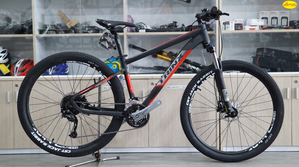 XE ĐẠP MTB TRINX D700 ELITE