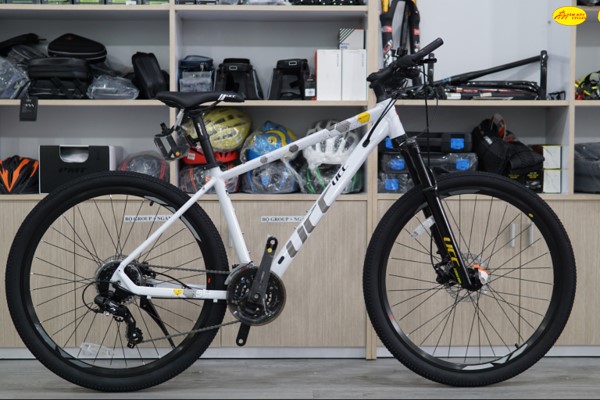 XE ĐẠP ĐỊA HÌNH UCC BLADE 27.5