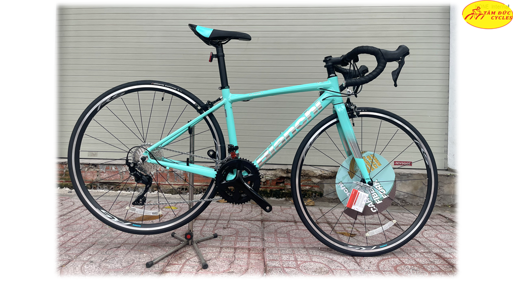 Xe đạp đua Bianchi Milano Nirone 7.1