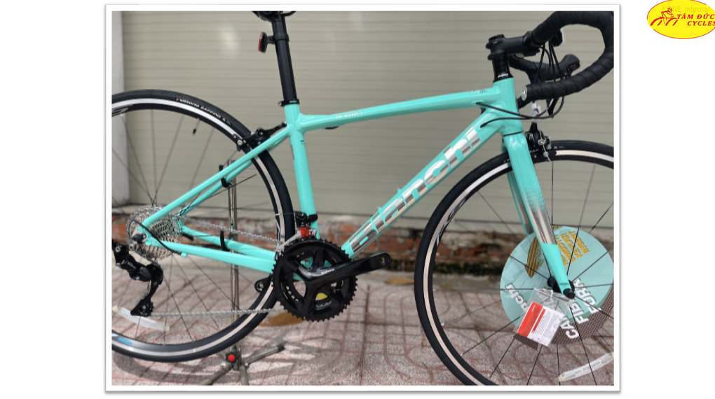 Xe đạp đua Bianchi Milano Nirone 7.1