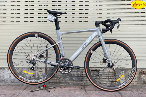 Xe đạp đua DTFLY T200 mới nhất