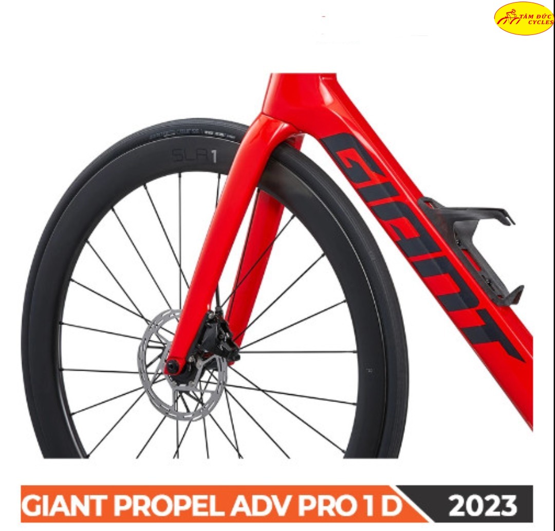 bánh trước Giant Propel ADV Pro 1 D 2023