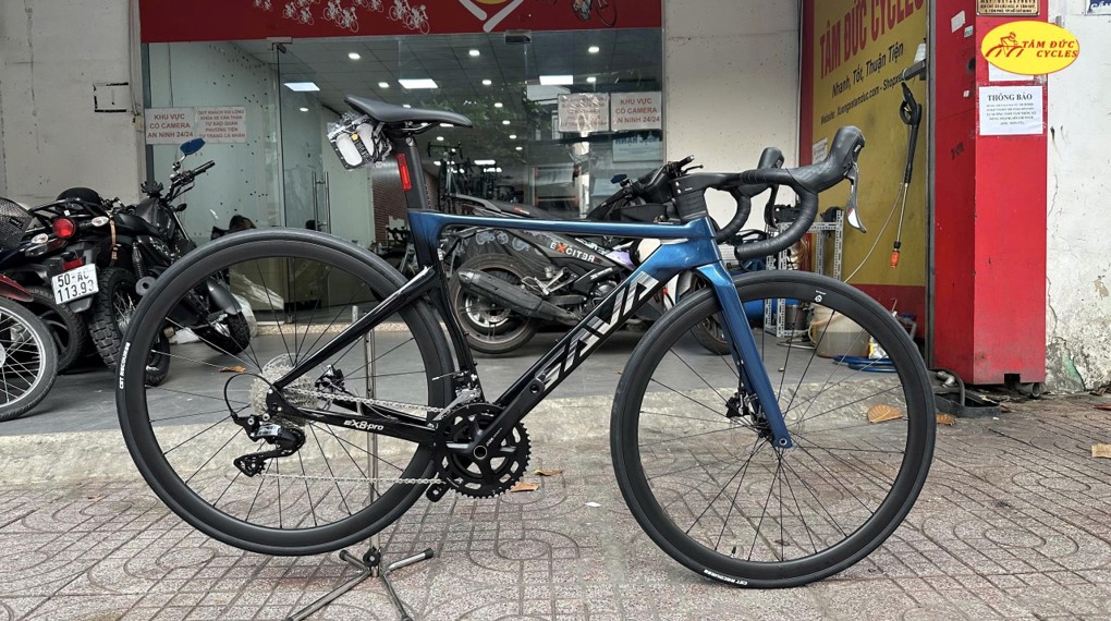XE ĐẠP ĐUA SAVA EX8 PRO