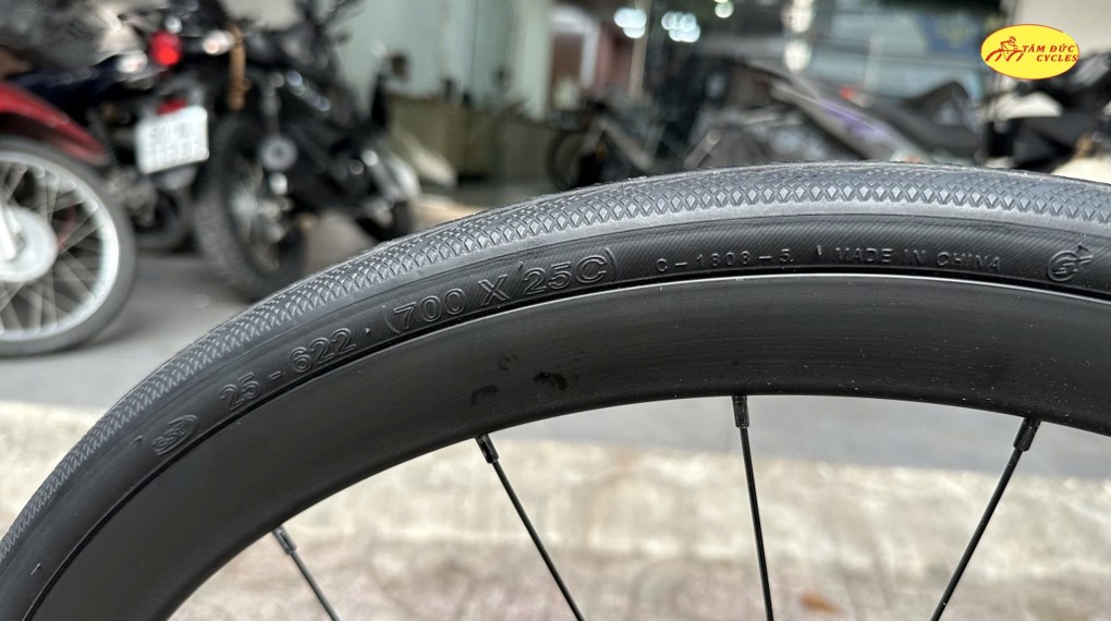 XE ĐẠP ĐUA SAVA EX8 PRO