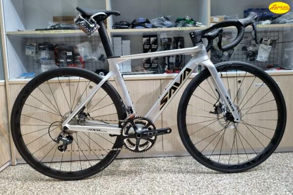 XE ĐẠP ĐUA SAVA X9.5 TIAGRA 4700