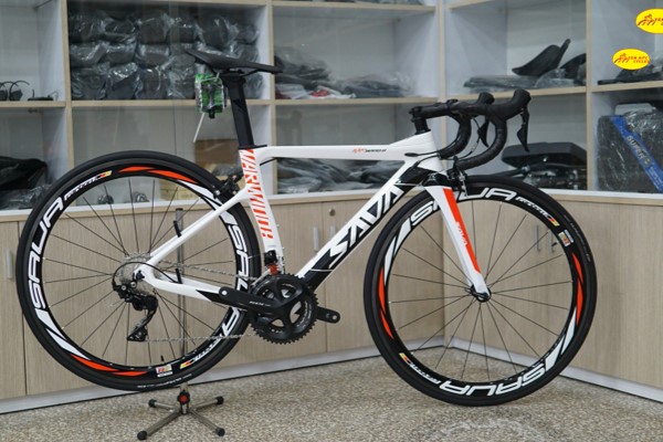 Xe Đạp Đua Sava Wawind 8 