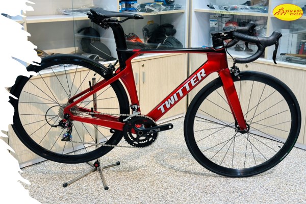 Xe đạp đua Twitter R5 Retrospec 2024
