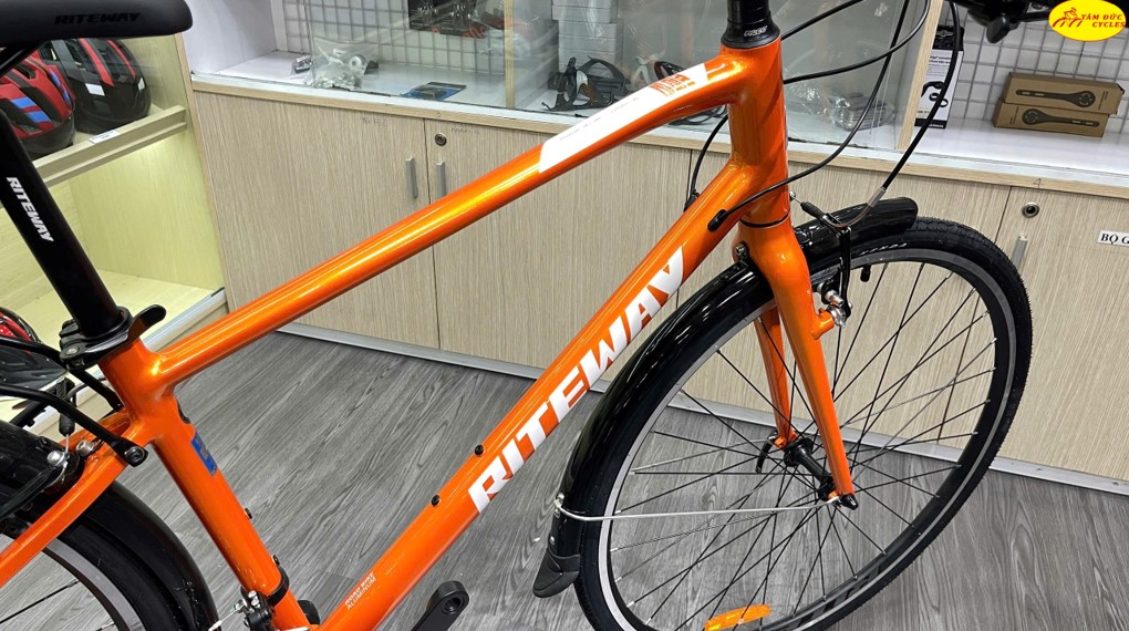 TOURING-RITEWAY-WIND