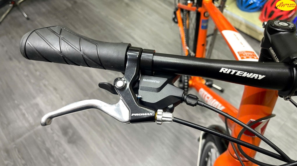 TOURING-RITEWAY-WIND
