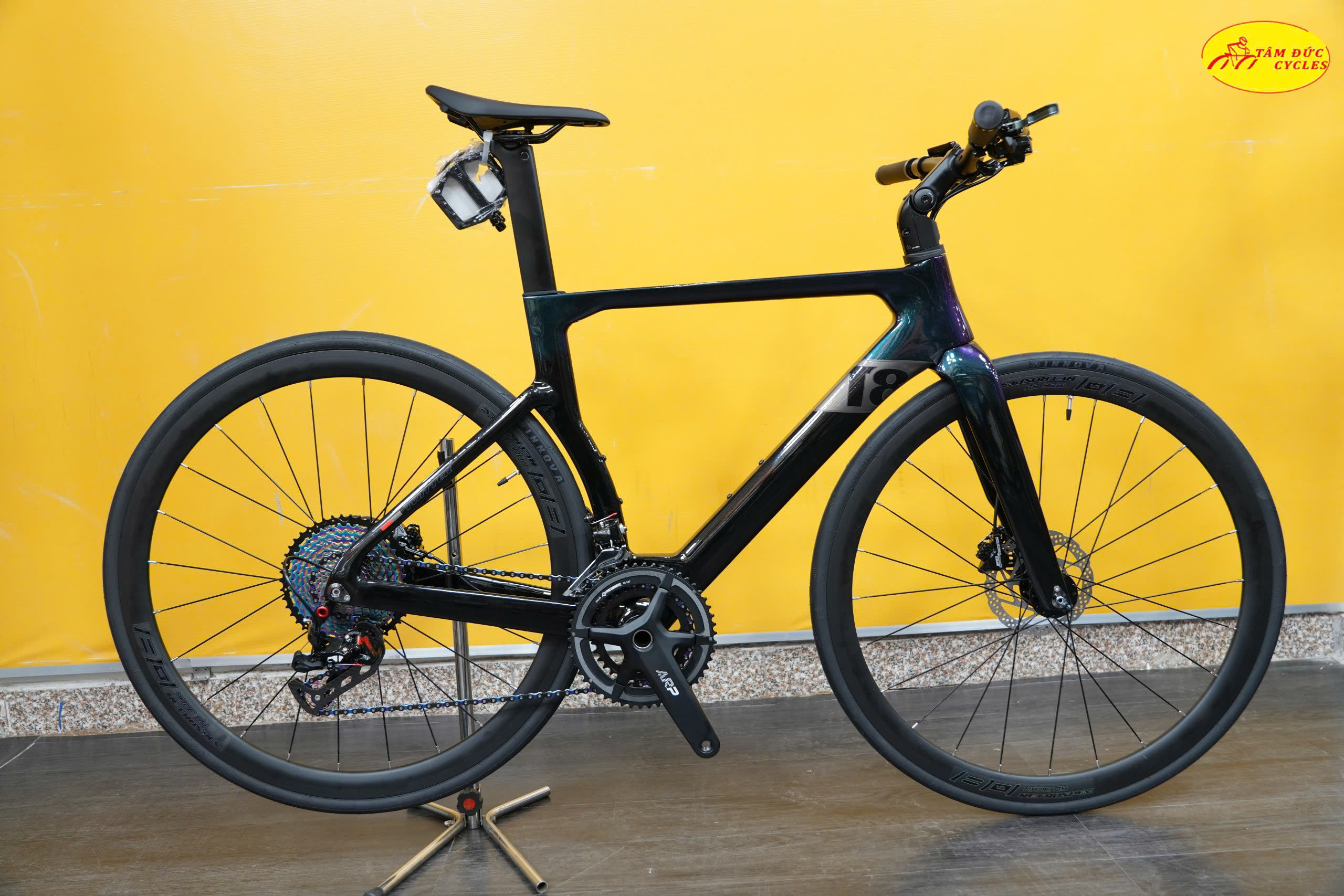 XE ĐẠP ĐƯỜNG PHỐ TWITTER T8 GẬT GÙ ĐỔI MÀU